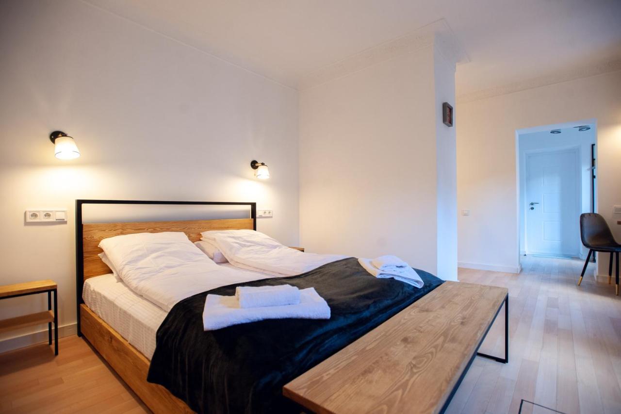 Neue Gasse Lviv Apartments Eksteriør bilde